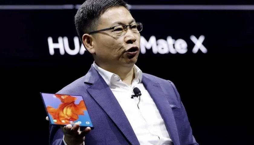 Richard Yu, CEO Huawei, durante la presentación del Mate X.