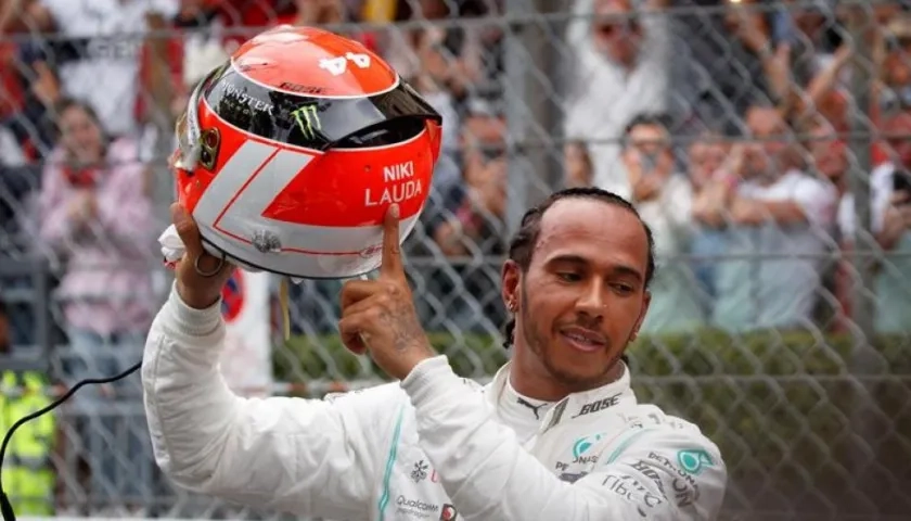 La dedicatoria de Hamilton a Niki Lauda.