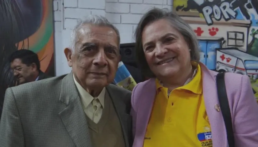Carlos Romero, esposo de la política Clara López, falleció este jueves.