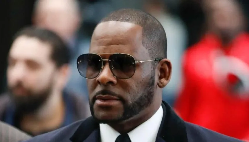 El rapero R. Kelly es acusado nuevamente de cometer delitos sexuales.