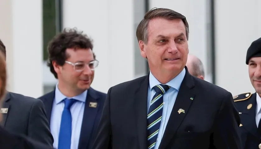 Jair Bolsonaro dio positivo para coronavirus.