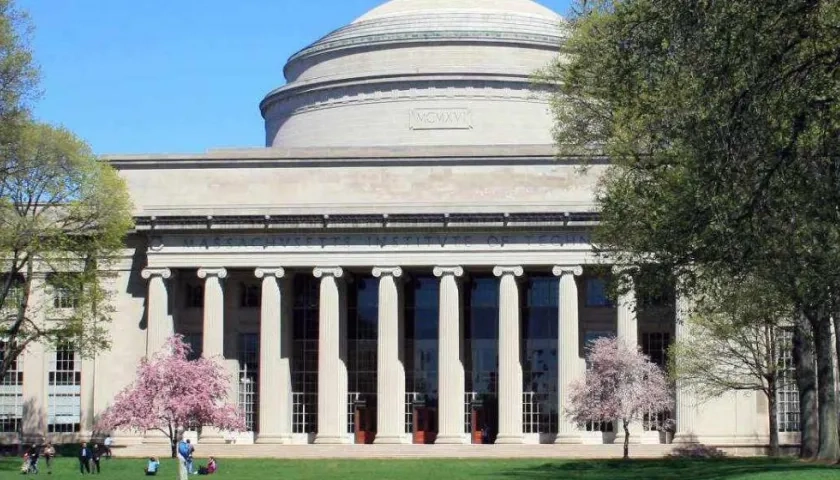 El MIT sigue siendo la mejor universidad del mundo.