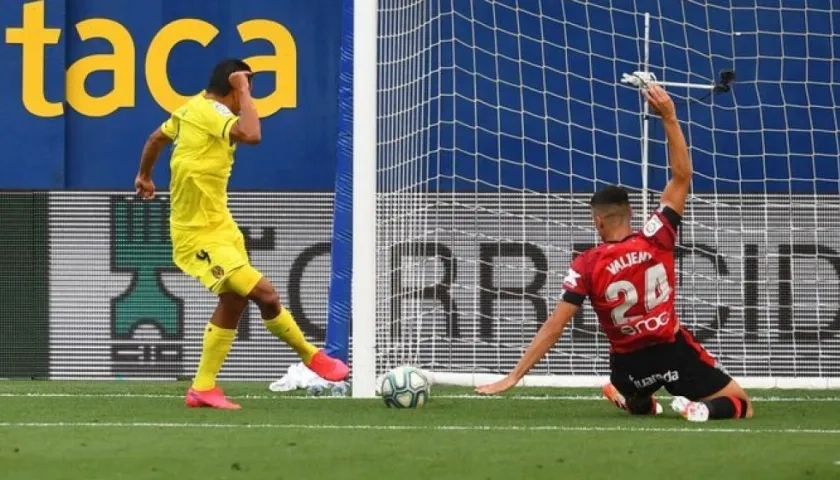El gol del colombiano Carlos Bacca.