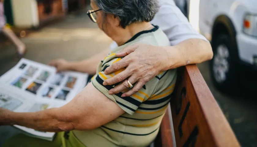 Personas latinas son más propensas a sufrir Alzheimer.