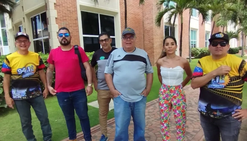 Grupo de periodistas venezolanos que están en Barranquilla para el cubrimiento del partido contra Colombia.