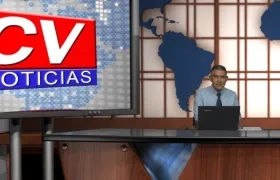 Jorge Cura, presentando CV Noticias.