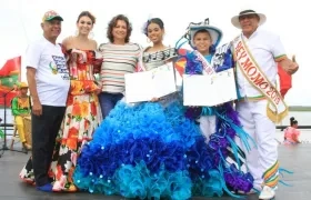 Isabella y César recibieron el decreto real como soberanos de los niños del Carnaval de Barranquilla 2019.