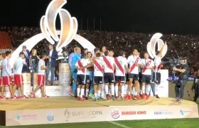 Jugadores de River Plate celebrando el título.