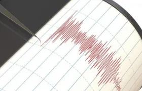 Los sismos ocurrieron en la madrugada en Chile y Ecuador.
