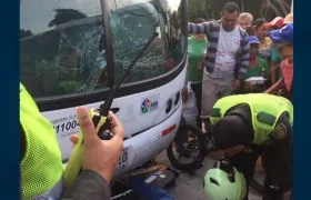 El ciclista quedó gravemente herido.
