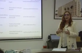 Sandra Villa Villa, docente y Directora del Centro de Investigación Jurídica y Sociojurídica de la Facultad de Derecho y Ciencias Sociales.