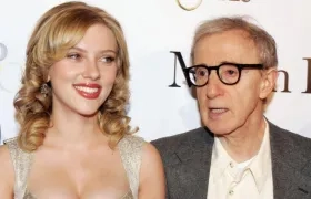 La actriz Scarlett Johansson y el cineasta Woody Allen.