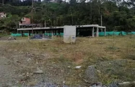 Obras retrasadas en megacolegio en Caldas.
