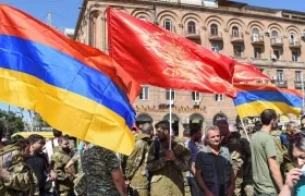 Armenia violó el alto el fuego (de 1994) y lanzó a primera hora del domingo "provocaciones a gran escala".
