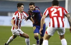 Leo Messi en una acción del partido poco antes de la expulsión.