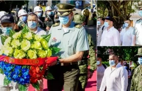 Autoridades civiles, militares y de Policía hacen una ofrenda floral a los héroes de la patria en Sincelejo.