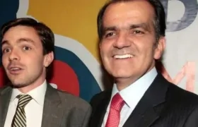 Óscar Iván Zuluaga y su hijo David Zuluaga Martínez.