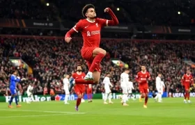 La celebración de Luis Díaz tras el gol con el que abrió el marcador para el Liverpool.
