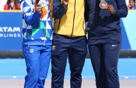 Geiny Pájaro en lo más alto del podio de los Juegos Panamericanos.