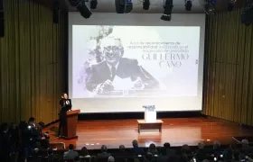 El homenaje a Guillermo Cano tuvo lugar el día que se conmemora el Día del Periodista.