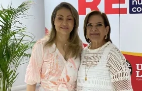 Margarita Cabello Blanco, Procuradora General de la Nación junto a Beatriz Tovar Carrasquilla, Rectora Seccional de la Universidad Libre de  Barranquilla.