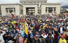 Manifestantes se reunieron en la Plaza de Bolívar.