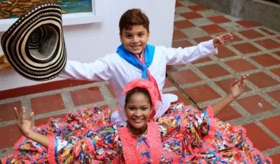 Laura Ospino y Samuel Quintero, reyes infantiles del Carnaval de la 44.
