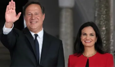 Presidente de Panamá, Juan Carlos Varela, y su vicepresidenta.