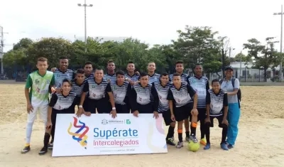 El fútbol dio inicio a los Juegos Supérate en Barranquilla. 