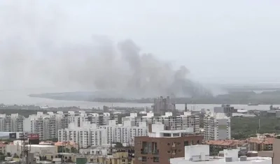 Barranquilla sigue recibiendo el humo del Parque Isla Salamanca.