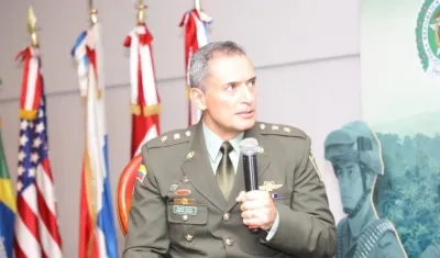 General Mariano Botero, comandante de la Regional Número 8 de la Policía Nacional.