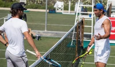 Rafael Nadal, tenista español, durante un entrenamiento en grama.