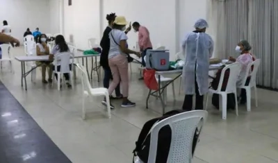 Jornada de vacunación a docentes de Soledad.