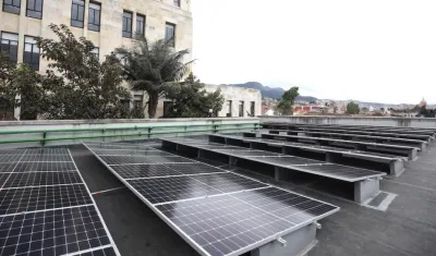 Los paneles solares instalados en la sede del Ministerio de Hacienda.