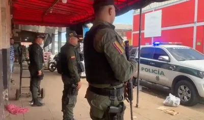 El Gaula de la Policía en el sector de Barranquillita. 