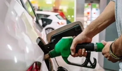 En Barranquilla el precio del galón de gasolina corriente quedó en $10.449.