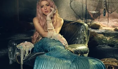Shakira es una hermosa sirena en el video de 'Copa vacía'.