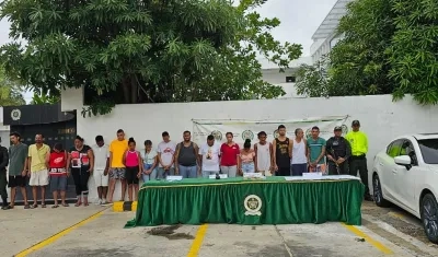 Capturan a 17 presuntos integrantes de 'Los Felipitos'.