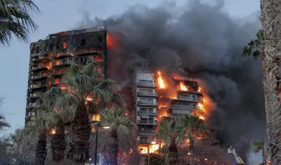 Incendio en edificio de España.
