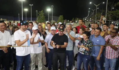 El alcalde Alex Char inauguró esta noche de martes 'A Bocas del Río', la nueva etapa del Gran Malecón