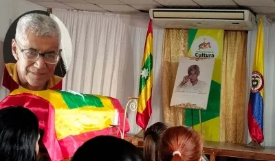 Donaldo Vizcaíno fue homenajeado en cuerpo presente en la Casa de la Cultura de Malambo. 